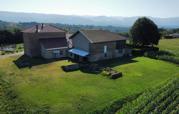 Maison 3 chambres et bureau