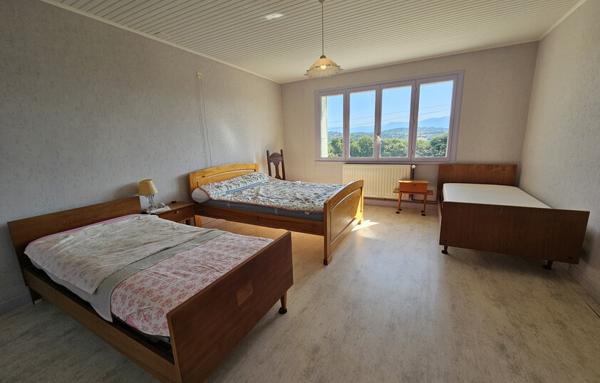 Maison 3 chambres et bureau