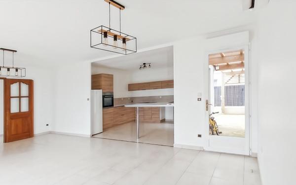 Maison à vendre    4 pièces •  Marseillan