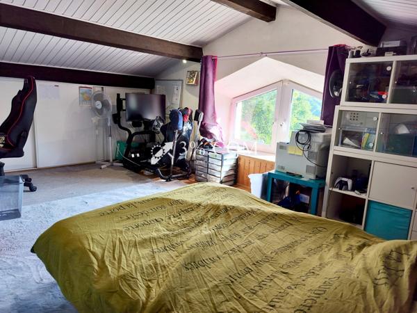 Maison 8 pièce(s) 6 chambre(s) 145 m²