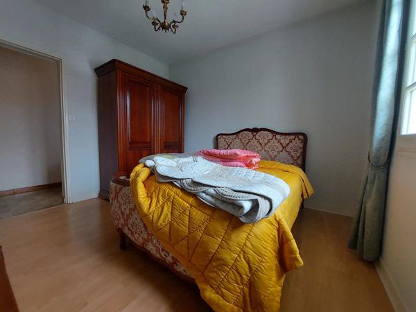 Situation idéale pour cette maison de 3 chambres à pied