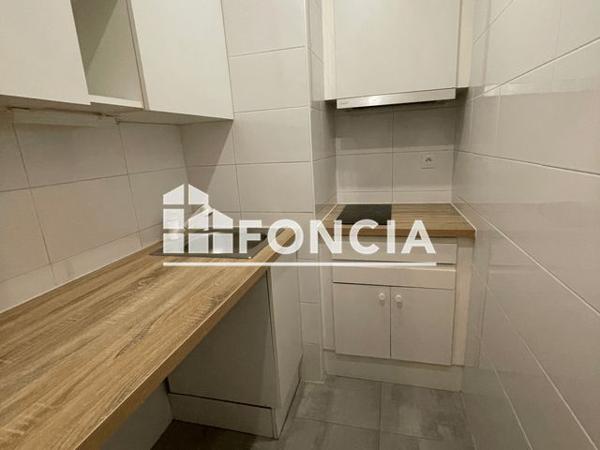 Location Appartement 2 pièces 66.05 m² - 10 RUE DES BEAUX ARTS Paris 75006