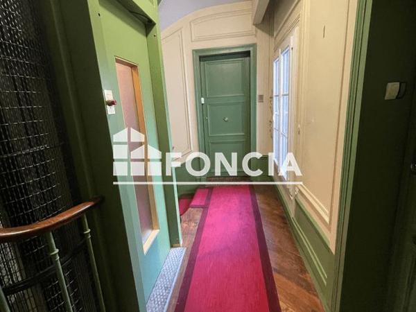 Location Appartement 2 pièces 66.05 m² - 10 RUE DES BEAUX ARTS Paris 75006