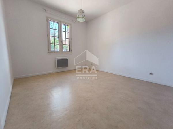 Maison 133m² - 5 chambres dont 3 de plain-pied - garage - Aigné