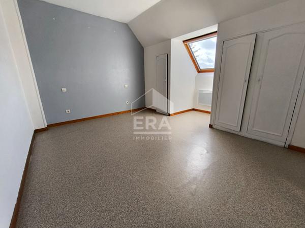 Maison 133m² - 5 chambres dont 3 de plain-pied - garage - Aigné