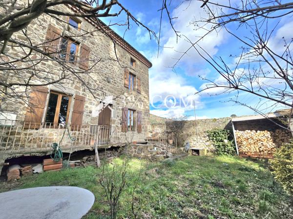 Maison de village 5 pièce(s) 2 chambre(s) 103 m²