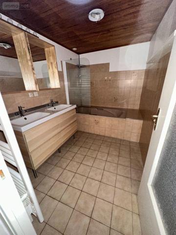 Maison à louer à Sizun dans le Finistère (29450), ref : 11327/1838