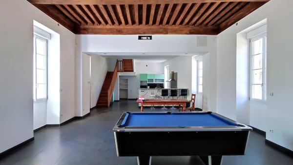 Maison à vendre 9 pièces 220m² FLEUREY SUR OUCHE (21)