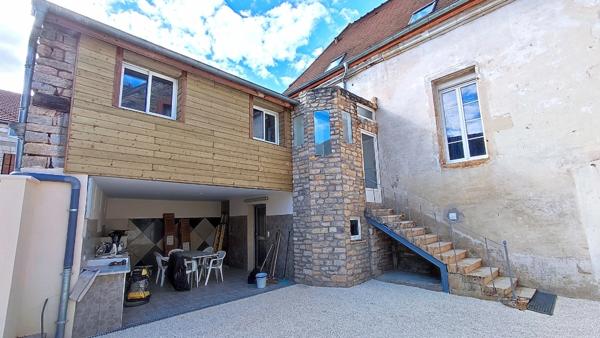 Maison à vendre 9 pièces 220m² FLEUREY SUR OUCHE (21)