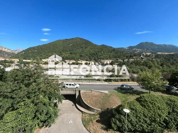Location Appartement 2 pièces 49.41 m² - 13 BIS AVENUE DE VERDUN Digne-les-bains 04000