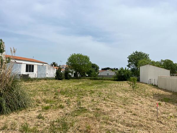 Terrain à bâtir Saint Denis D Oleron 461 m²
