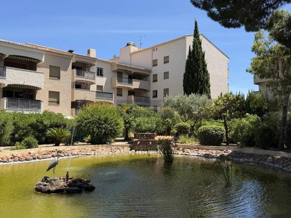 Location                                                      Appartement
                        
                                                            à Fréjus