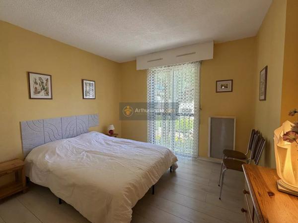 Location                                                      Appartement
                        
                                                            à Fréjus