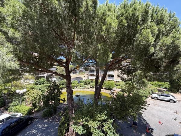 Location                                                      Appartement
                        
                                                            à Fréjus