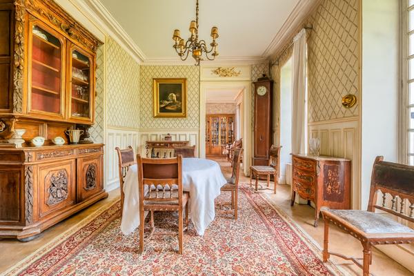 Meaux (77100) Maison de Maître de caractère au cœur de Meaux – 400 m² habitables sur parc arboré de 1 600 m²