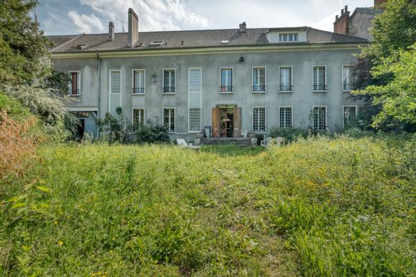 Meaux (77100) Maison de Maître de caractère au cœur de Meaux – 400 m² habitables sur parc arboré de 1 600 m²