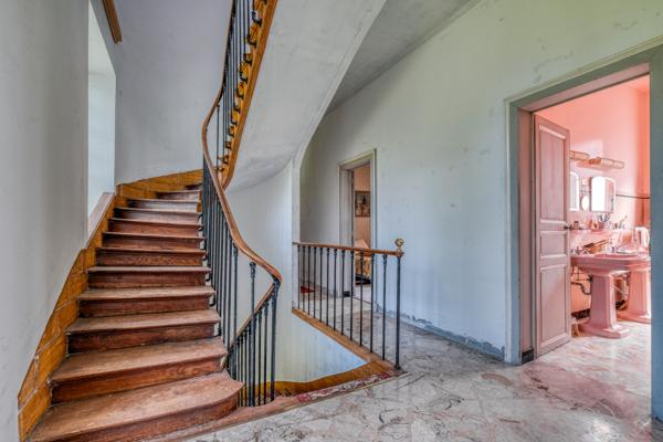 Meaux (77100) Maison de Maître de caractère au cœur de Meaux – 400 m² habitables sur parc arboré de 1 600 m²