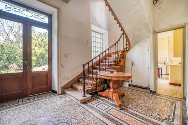 Meaux (77100) Maison de Maître de caractère au cœur de Meaux – 400 m² habitables sur parc arboré de 1 600 m²