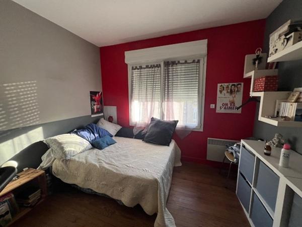 Maison 4 pièces . Aiguillon