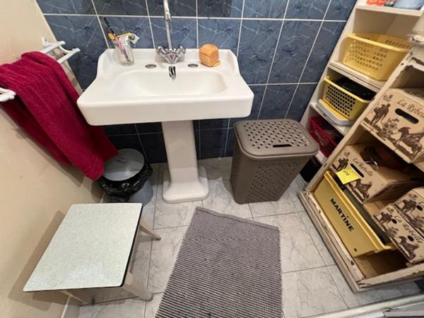 Maison 4 pièces . Aiguillon