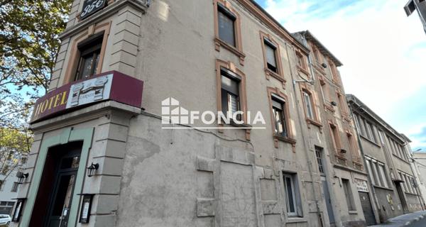 À vendre Local commercial 392 m² - Saint-étienne 42000
