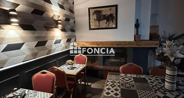 À vendre Local commercial 392 m² - Saint-étienne 42000