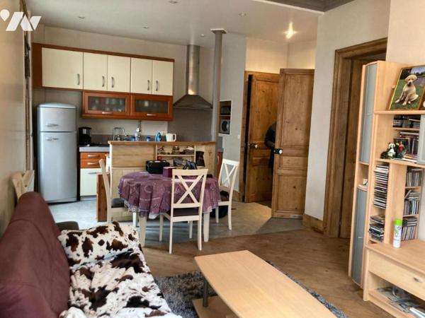 APPARTEMENT 1ER ETAGE / F2