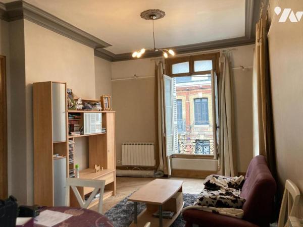 APPARTEMENT 1ER ETAGE / F2