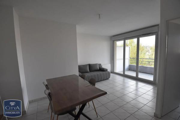 Appartement à louer 2 pièces 41.81m²