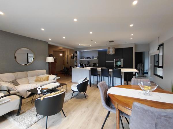 ACHAT/VENTE - LAVAL Appartement T5 VUE SUR LA MAYENNE