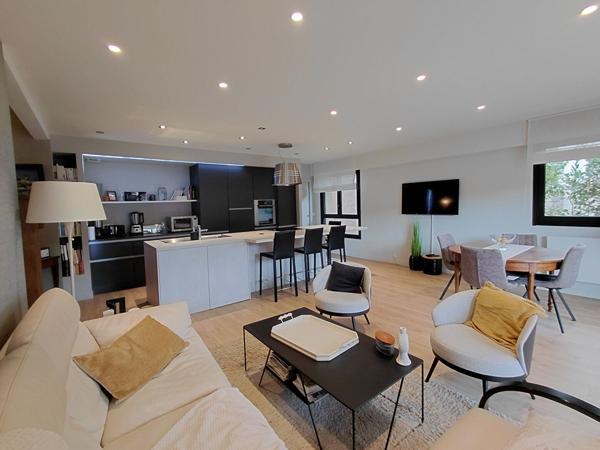 ACHAT/VENTE - LAVAL Appartement T5 VUE SUR LA MAYENNE