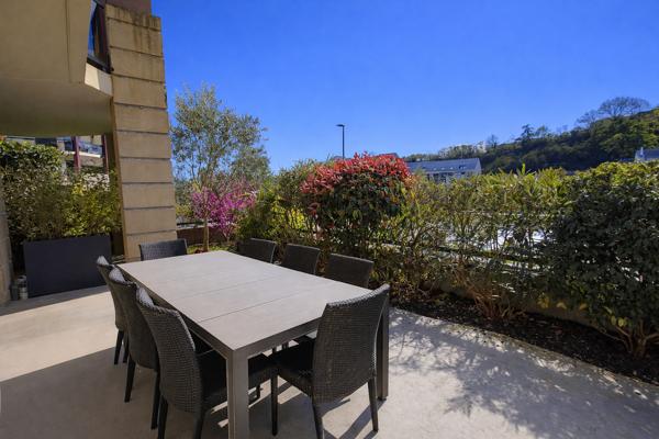 ACHAT/VENTE - LAVAL Appartement T5 VUE SUR LA MAYENNE