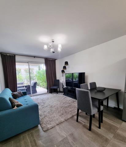 Cannes  Palm Beach  2 pièces avec jardin, à 250 m de la mer