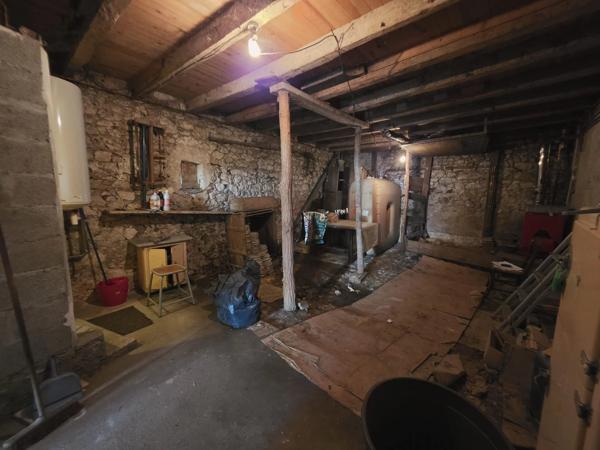 Maison de village pleine de charme, beau potentiel