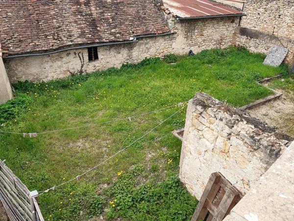 Maison de bourg avec jardin privé