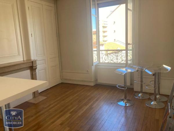 Appartement à louer 3 pièces 49.88m²