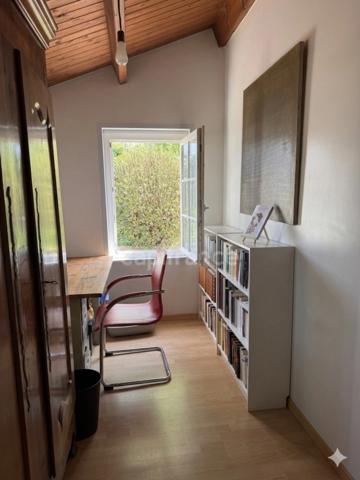 Maison de caractère 5 pièces à Saint-Urbain(85) et sa spacieuse dépendance