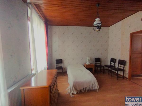 Maison
                                                                                                                                                                                                                                                                                                                        7 pièce(s)                                                                                                                                                                                                          3 chambre(s)                                                                                                                                                                                                          140  m²