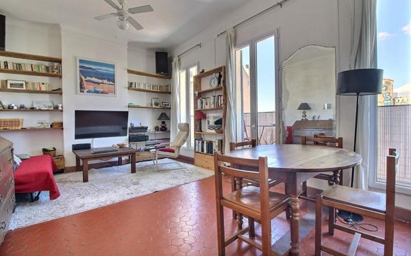 Appartement à vendre    4 pièces • 78,90 m2 Marseille 6