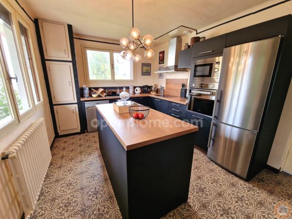 Maison de maçon 5 chambres + sous sol