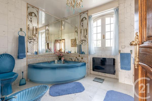 Maison à vendre  6 pièces - 220,98 m2 ST MAUR DES FOSSES - 94