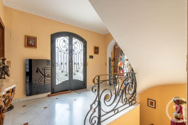 Maison à vendre  6 pièces - 220,98 m2 ST MAUR DES FOSSES - 94