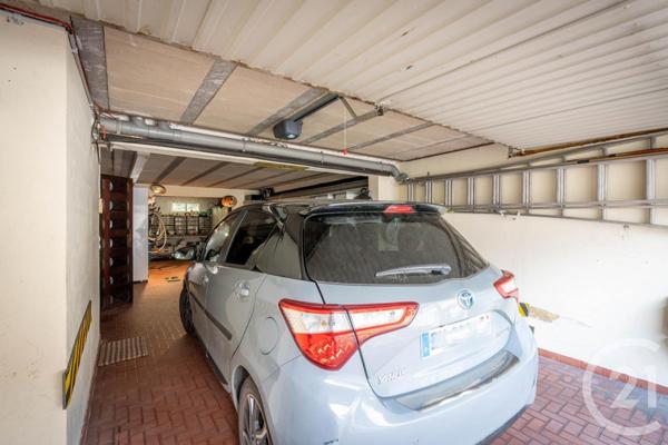 Maison à vendre  6 pièces - 220,98 m2 ST MAUR DES FOSSES - 94