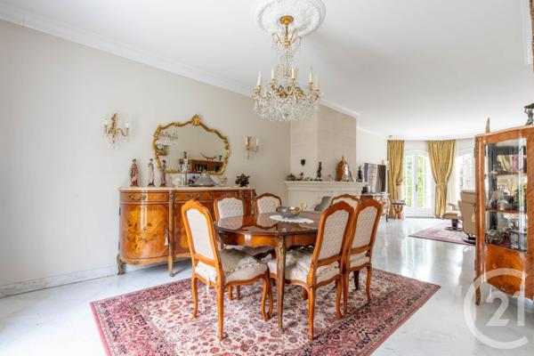 Maison à vendre  6 pièces - 220,98 m2 ST MAUR DES FOSSES - 94