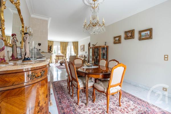 Maison à vendre  6 pièces - 220,98 m2 ST MAUR DES FOSSES - 94