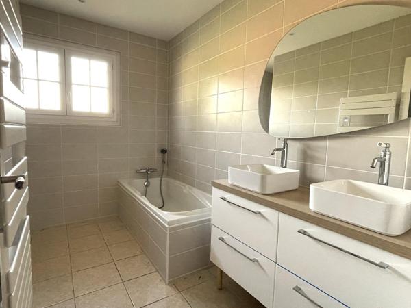 Maison de plain-pied 5 pièces