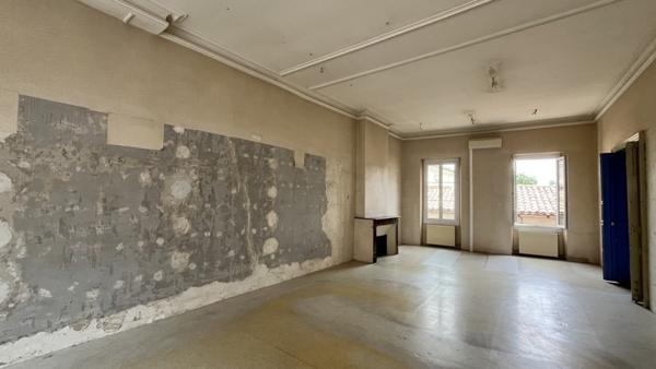 Immeuble à vendre |  Molières |  216 m²