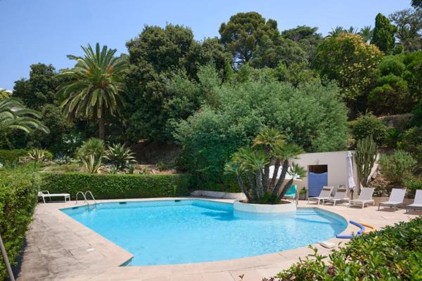 Cannes Basse Californie ? Penthouse d'Exception : Vue Mer Panoramique & Prestations de Luxe