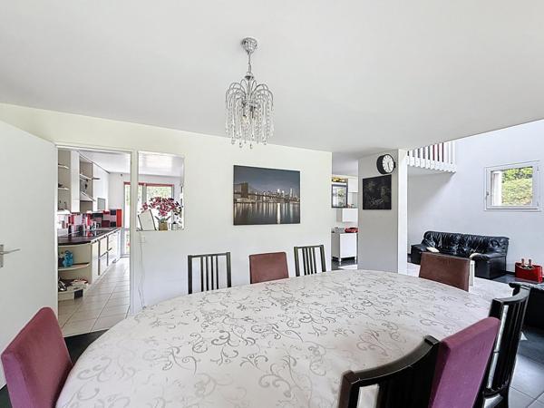 Maison familiale à 15 min à pied du RER