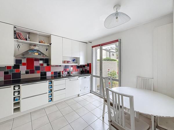 Maison familiale à 15 min à pied du RER